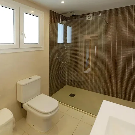 Wonderful Puerto Del Carmen Location Cilla Sea Views 빌라