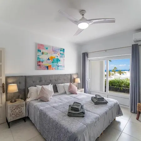 Wonderful Puerto Del Carmen Location Cilla Sea Views